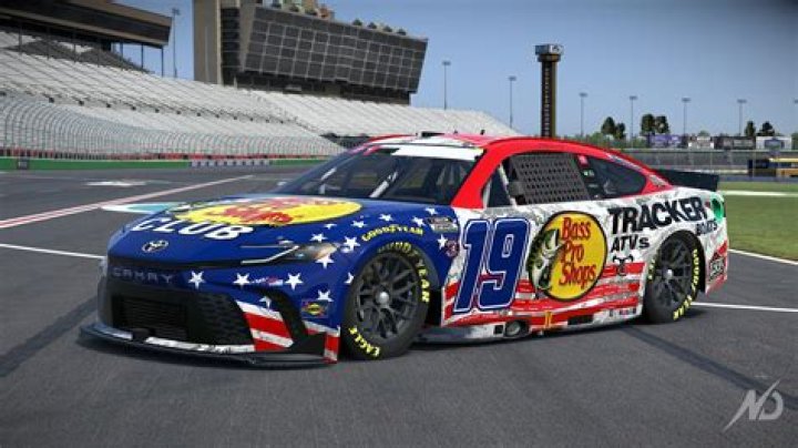 Hot damn thats ugly- NASCAR Twitter reacts to Martin Truex Jr. 2023 primary paint scheme