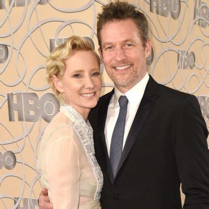 James Tupper- Wiki, Biography, Age, Height, Net Worth, Wife