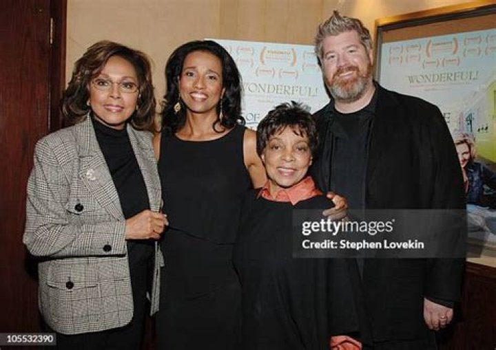 Suzanne Kay’s age, bio, net worth, husband, career, parents