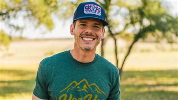 The Astonishing Net Worth Of Granger Smith Revealed
